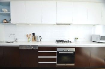 Neutral Bay 4 Young Furnished Apartment - Accommodation Port Macquarie 5