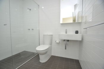 Neutral Bay 4 Young Furnished Apartment - Accommodation Port Macquarie 14