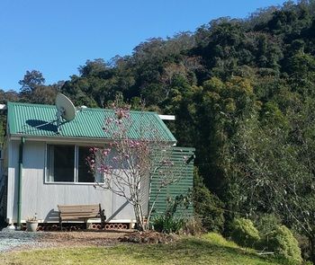 Copeland Cabins - Accommodation Port Macquarie 9