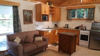 Copeland Cabins - Accommodation Port Macquarie 12