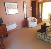 John and Eva Selles Studio Apartment - Accommodation Port Macquarie