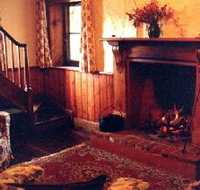 McCauley's Cottage - Hamilton Heritage Holiday Homes - Accommodation Port Macquarie