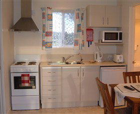 South Arm Cabin Retreat - Accommodation Port Macquarie 1