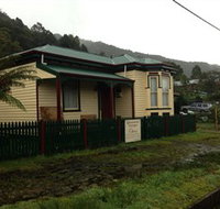 Queenstown Cottages - Darwin - Accommodation Port Macquarie