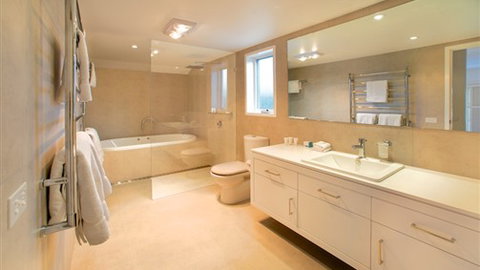 Plantation House At Whitecliffs - Accommodation Port Macquarie 4