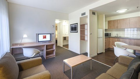 Ibis Melbourne Hotel And Apartments - Accommodation Port Macquarie 1