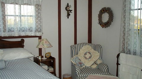 Briarswood Cottage Bed And Breakfast - Accommodation Port Macquarie 3
