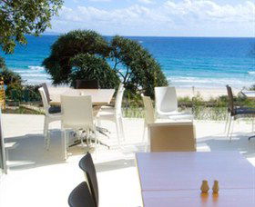Stradbroke Island Beach Hotel Spa Resort - Accommodation Port Macquarie 2