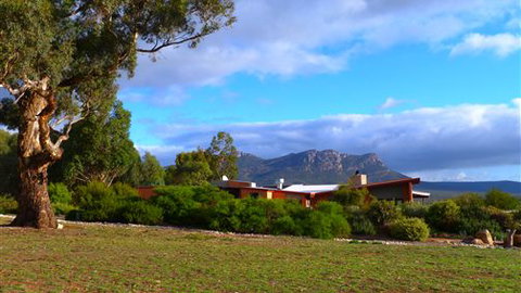 Meringa Springs - Accommodation Port Macquarie 0