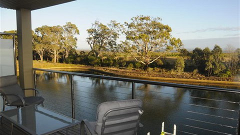 Gippsland Lakehouse - Accommodation Port Macquarie 1
