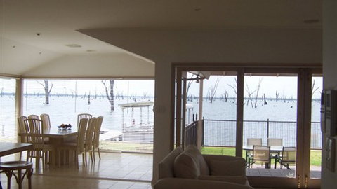 Mulwala Lakeside - Accommodation Port Macquarie 4