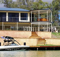 Cascades on the River - Accommodation Port Macquarie