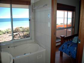 Ceduna Shelly Beach Caravan Park And Beachfront Villas - Accommodation Port Macquarie 0