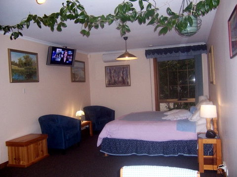 Adelaide Hills Bed & Breakfast Accommodation - Accommodation Port Macquarie 2