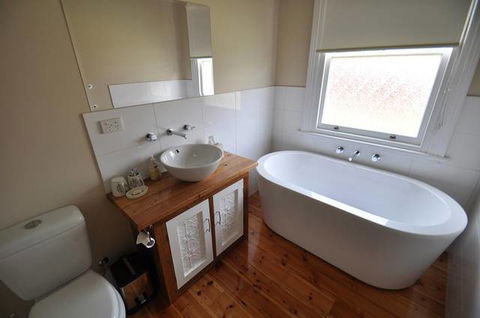 Ain Garth Self Catering Accommodation - Accommodation Port Macquarie 4