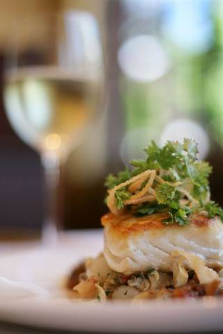 Albury Manor House - Accommodation Port Macquarie 2