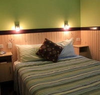 Aussie Outback Oasis Cabin  Van Village - Accommodation Port Macquarie