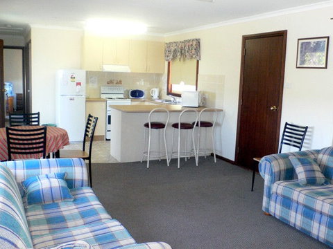 Back O' Bourke Accommodation - Accommodation Port Macquarie 0