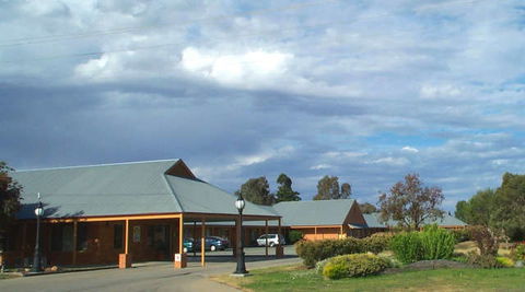 Bishop's Lodge Motor Inn - Accommodation Port Macquarie 0