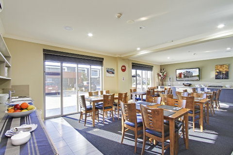 Bridges On Argyle Motel & Serviced Apartments - Accommodation Port Macquarie 4