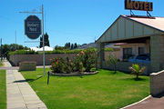 Bunbury Motel - Accommodation Port Macquarie 0