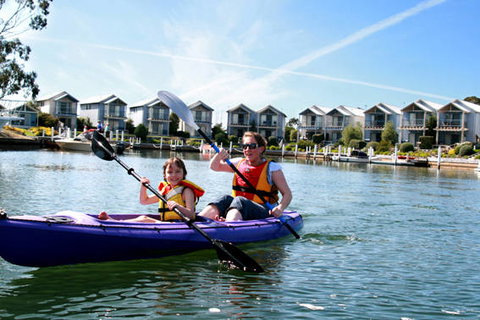 Captains Cove Waterfront Apartments - Accommodation Port Macquarie 0