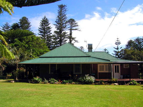 Cobbys Of Crystal Pool Holiday Heritage Cottage - Accommodation Port Macquarie 0