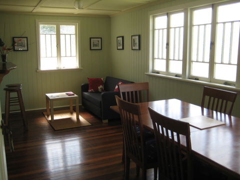 Eco Queenslander Holiday Home - Accommodation Port Macquarie 4