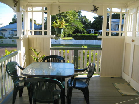 Eco Queenslander Holiday Home - Accommodation Port Macquarie 8