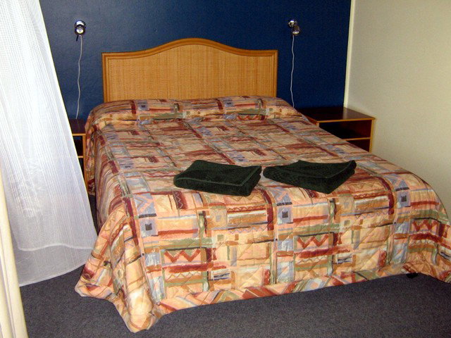 Broadbeach Waters QLD Accommodation Port Macquarie