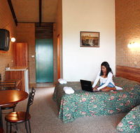 Lookout Motor Inn - Accommodation Port Macquarie