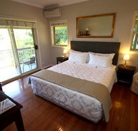The Acreage B  B - Accommodation Port Macquarie
