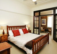 The Bank Guesthouse - Accommodation Port Macquarie