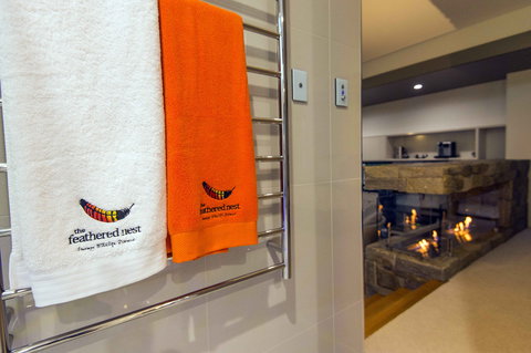 The Feathered Nest - Luxury Wildlife Retreat - Accommodation Port Macquarie 5