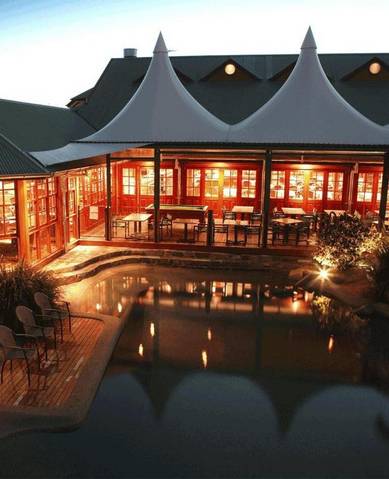 Tinaroo Lake Resort - Holiday Apartments - Accommodation Port Macquarie 10