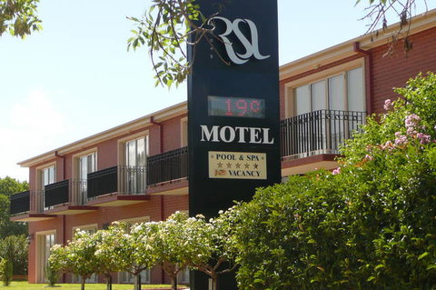 Wagga RSL Club Motel And Apartments - Accommodation Port Macquarie 1