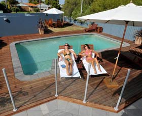 Waikiki Beach Bed And Breakfast - Accommodation Port Macquarie 0