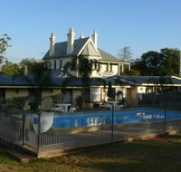Airlie House Motor Inn - Accommodation Port Macquarie