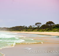 Waterside Cabins at Woolgoolga - Accommodation Port Macquarie