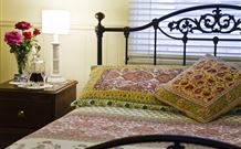 Newcastles Bed And Breakfast - Accommodation Port Macquarie 2