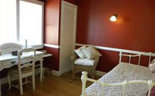 Yahgunyah Cottage - Accommodation Port Macquarie 2