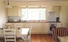 Yahgunyah Cottage - Accommodation Port Macquarie 5