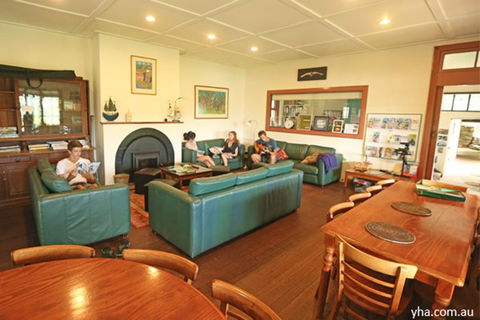 Sydney - Pittwater YHA - Accommodation Port Macquarie 6