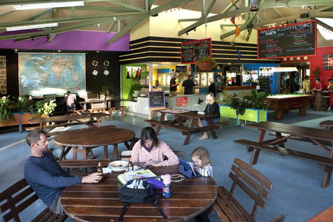 Hervey Bay YHA - Accommodation Port Macquarie 3