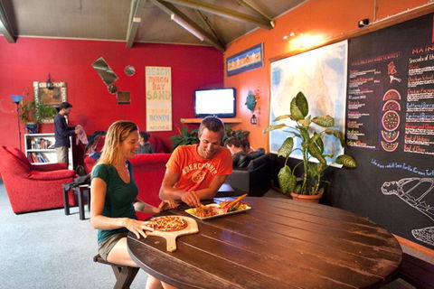 Hervey Bay YHA - Accommodation Port Macquarie 6