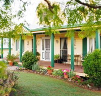 Birdhouse Cottage and Bed and Breakfast - Accommodation Port Macquarie