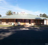 Dog N Bull - Accommodation Port Macquarie