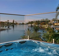 Sanctuary on Water Elite Holiday Home - Accommodation Port Macquarie