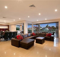 Xanadu Waterfront Elite Holiday Home - Accommodation Port Macquarie