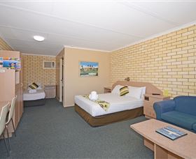 Econo Lodge Fraser Gateway - Accommodation Port Macquarie 1